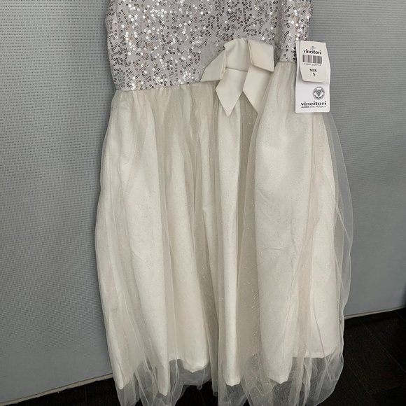 Sequins Party Dress for girls Size 5-7 - Picture 2 of 2